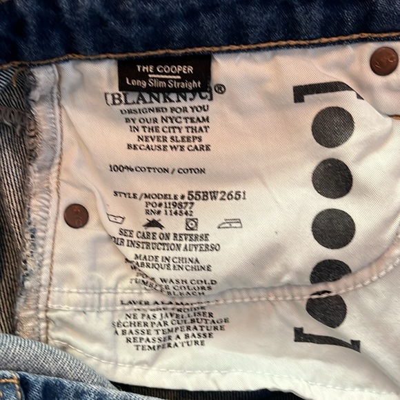 BlankNYC The Cooper NWT Straight leg jeans with side leg slit. - Picture 8 of 10